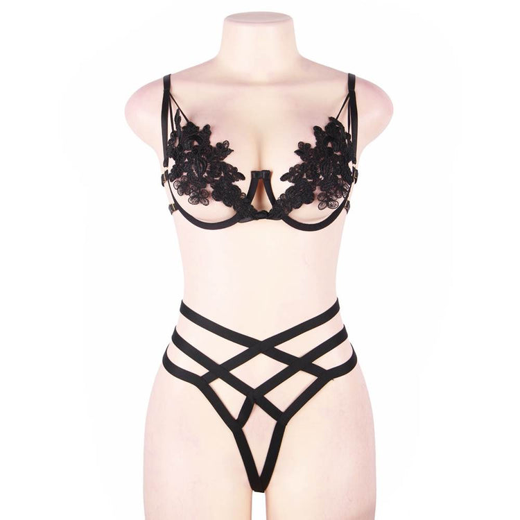 Black Lace Underwire Bra Elegant Embroidered Design