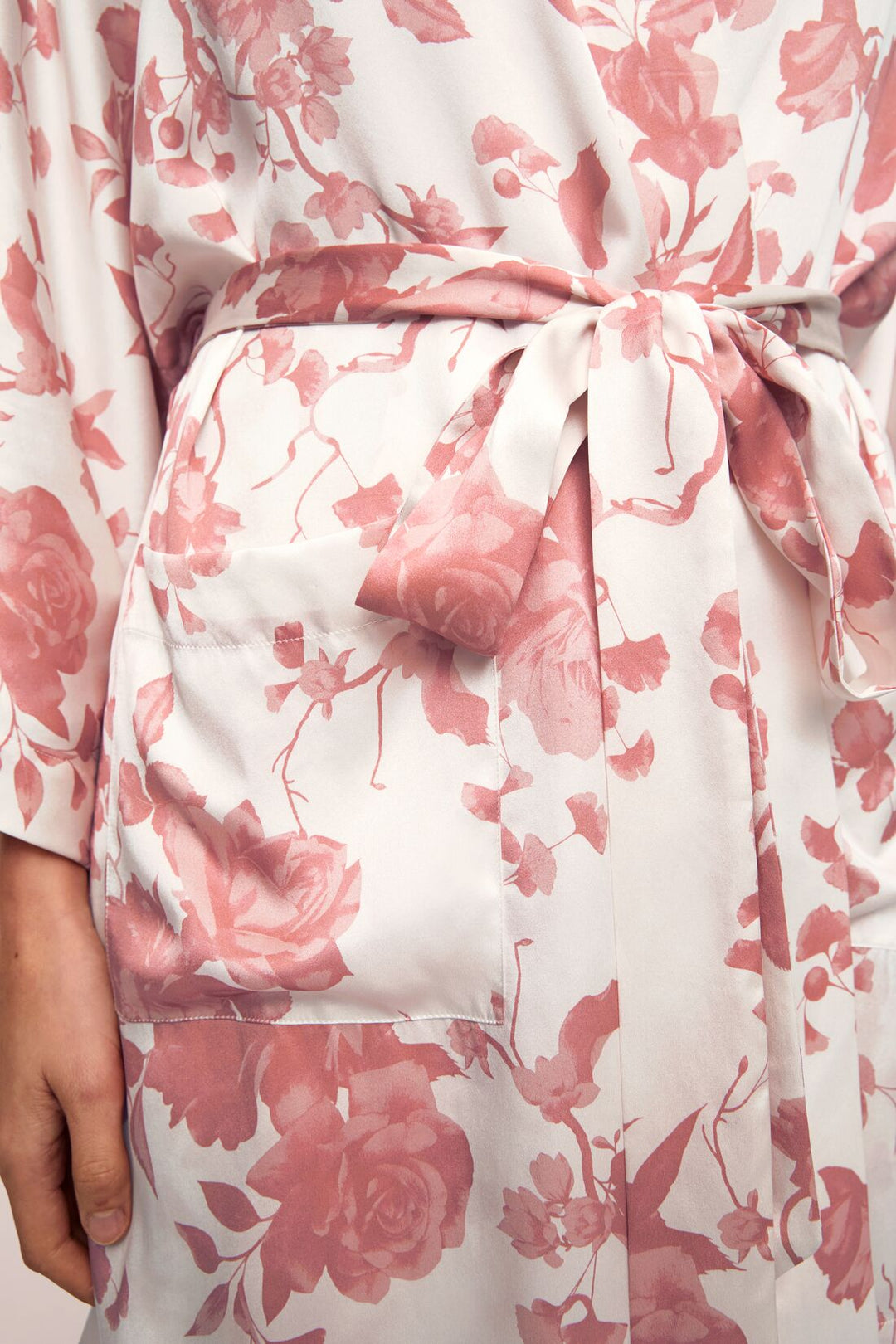 Eberjey x L'AGENCE - Inez Washable Silk Printed Short Robe