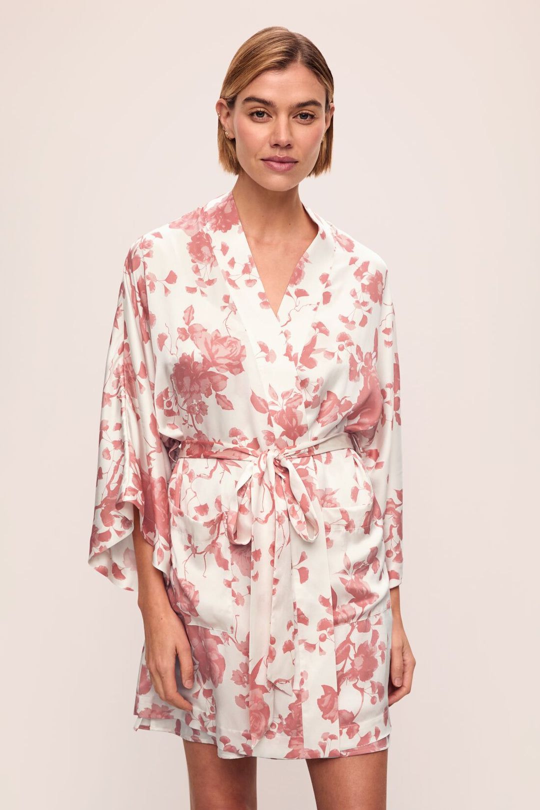 Eberjey x L'AGENCE - Inez Washable Silk Printed Short Robe